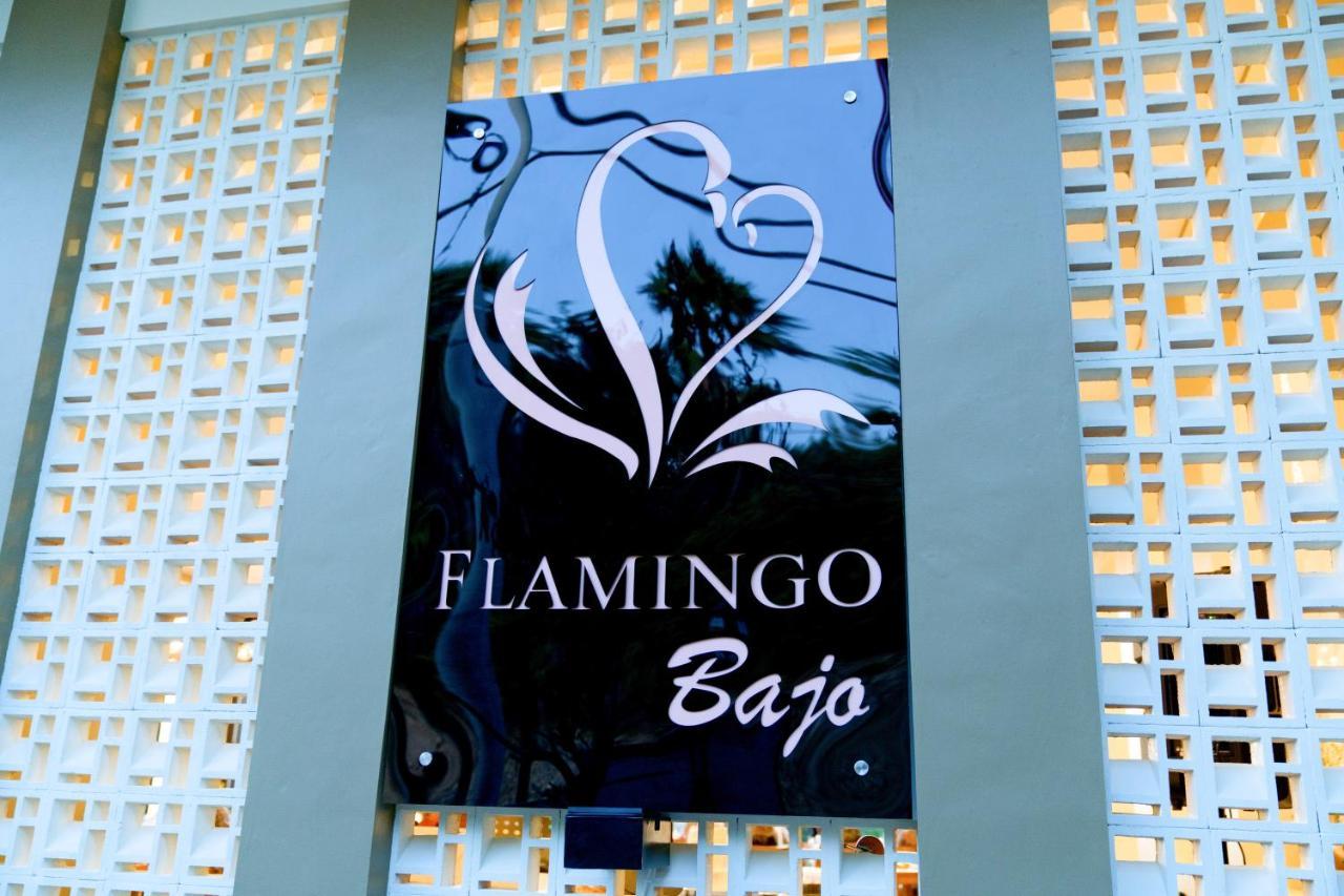 纳闽巴霍 Flamingo Bajo Waecicu酒店 外观 照片